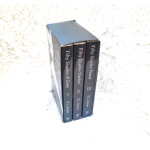 Lot of 3 Fifty Shade Trilogy by E.L. James Complete Book Set Paperback - Picture 1 of 3